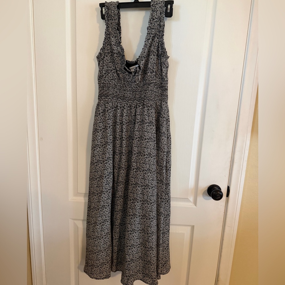 NWT Morning Lavender Floral Maxi Dress w/Cinched Bodice